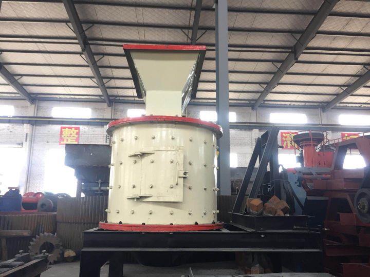 立式制砂机.jpg 立式制砂机.jpg